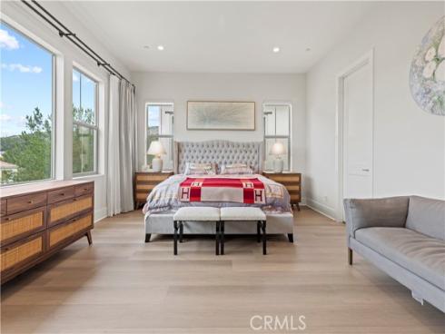 63 Longchamp , Irvine, CA