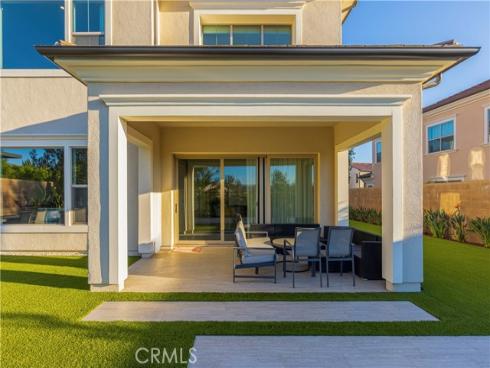 63 Longchamp , Irvine, CA