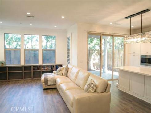 109  Sugar Cane  , Irvine, CA