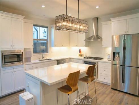 109  Sugar Cane  , Irvine, CA