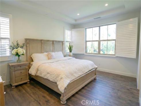 109  Sugar Cane  , Irvine, CA