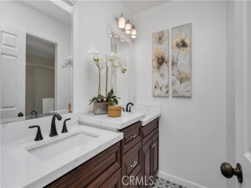 7 Nantucket , Irvine, CA