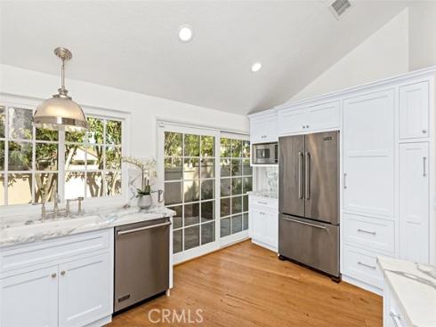 3  Del Perlatto  , Irvine, CA