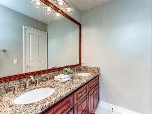 16 Sovente , Irvine, CA