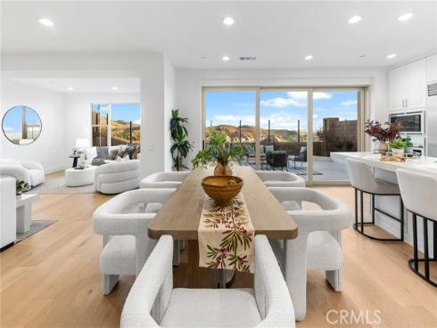 206 Collino , Irvine, CA