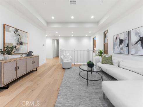 206 Collino , Irvine, CA