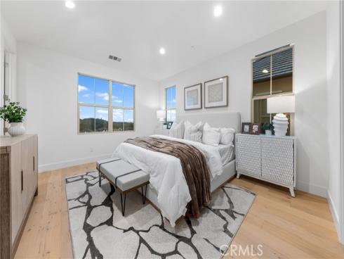 206 Collino , Irvine, CA