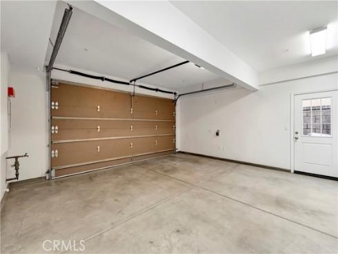 114  Chestnut   Grove, Irvine, CA