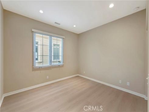 114  Chestnut   Grove, Irvine, CA