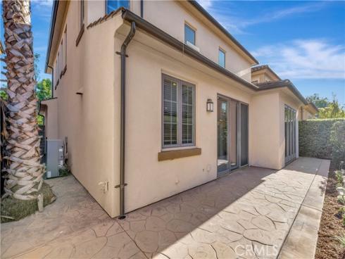 114  Chestnut   Grove, Irvine, CA