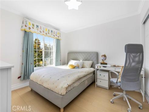 98  Winslow  , Irvine, CA