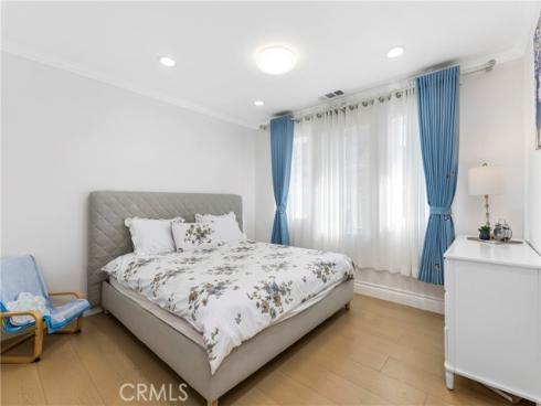 98  Winslow  , Irvine, CA