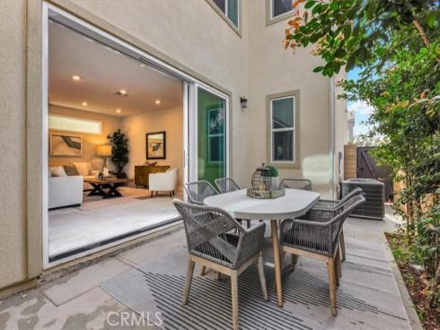 252 Chorus , Irvine, CA