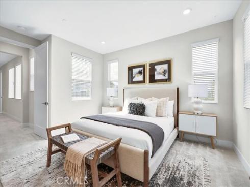 252 Chorus , Irvine, CA