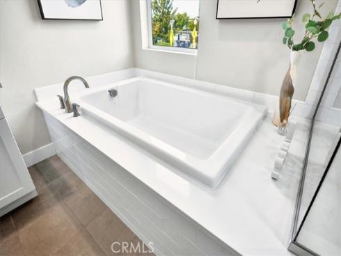 252 Chorus , Irvine, CA