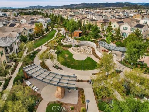 252 Chorus , Irvine, CA