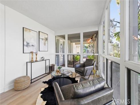 4181  Sandburg  , Irvine, CA