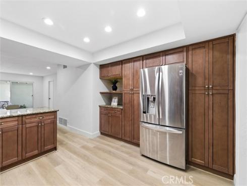 4181  Sandburg  , Irvine, CA