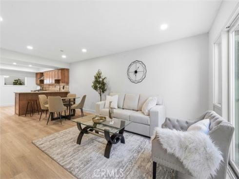 4181  Sandburg  , Irvine, CA