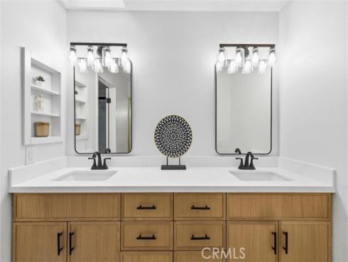 4181  Sandburg  , Irvine, CA