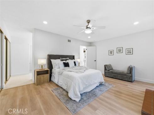 4181  Sandburg  , Irvine, CA