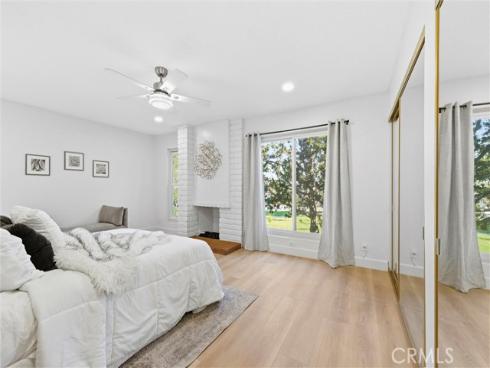 4181  Sandburg  , Irvine, CA