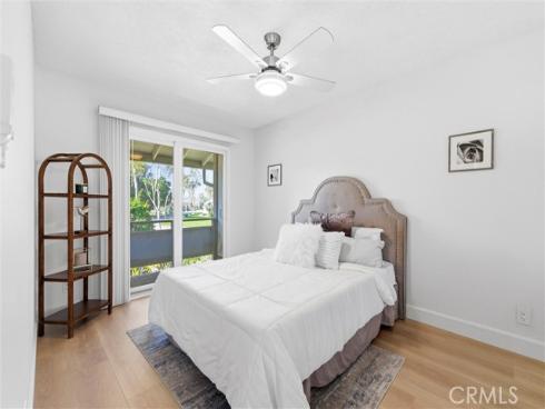 4181  Sandburg  , Irvine, CA