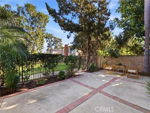 4181  Sandburg  , Irvine, CA