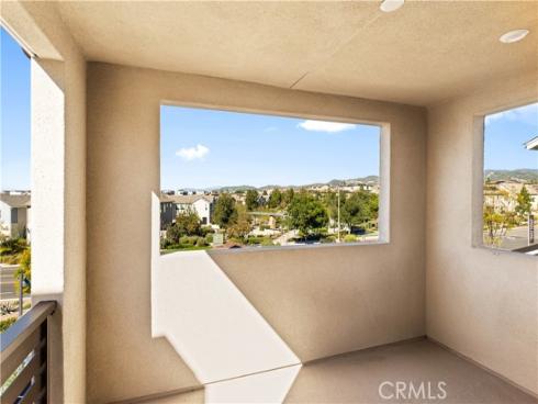 410  Lobata  , Irvine, CA