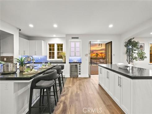 29 Small Grove , Irvine, CA