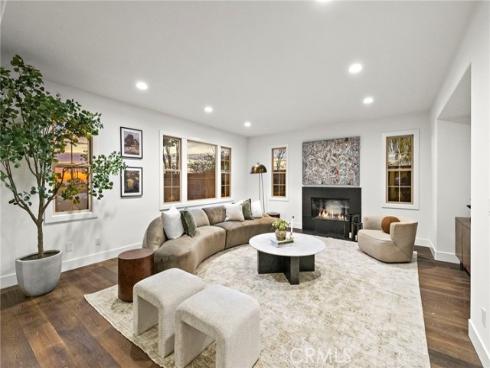 29 Small Grove , Irvine, CA