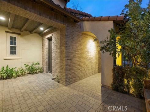 29 Small Grove , Irvine, CA