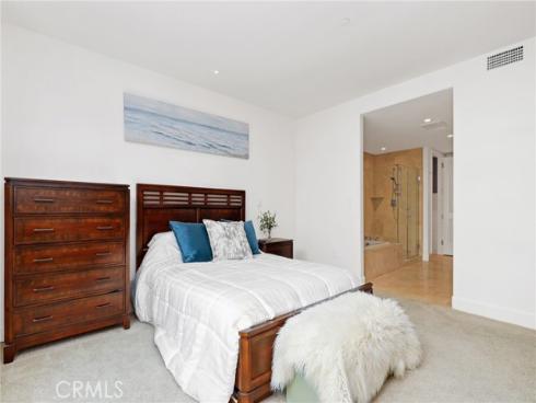 3049  Scholarship  , Irvine, CA