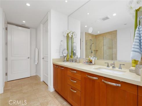 3049  Scholarship  , Irvine, CA