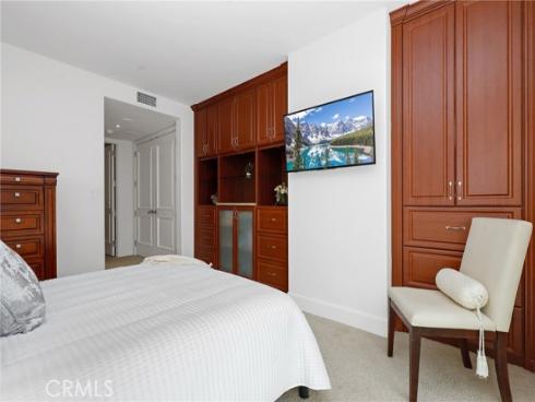 3049  Scholarship  , Irvine, CA