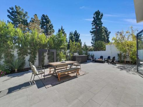 18802 Saginaw Dr , Irvine, CA