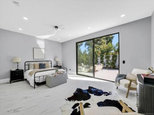 18802 Saginaw Dr , Irvine, CA