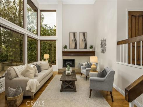 16  Morning View  , Irvine, CA