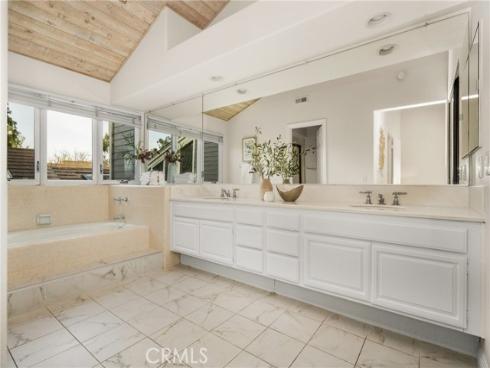 16  Morning View  , Irvine, CA