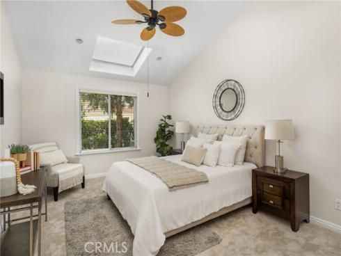 16  Morning View  , Irvine, CA