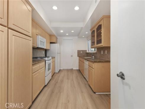 22 Meadowsweet , Irvine, CA