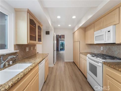 22 Meadowsweet , Irvine, CA