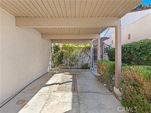 22 Meadowsweet , Irvine, CA