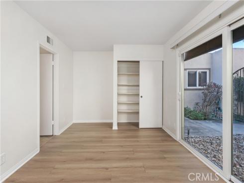 22 Meadowsweet , Irvine, CA