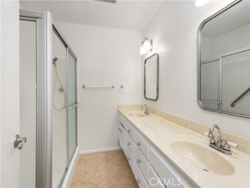 22 Meadowsweet , Irvine, CA