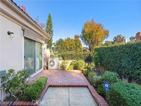 22 Meadowsweet , Irvine, CA