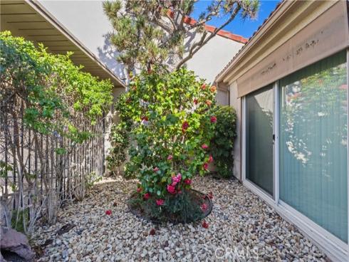 22 Meadowsweet , Irvine, CA