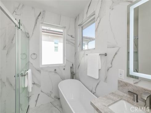 56 Chasma , Irvine, CA