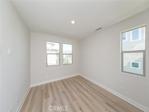 56 Chasma , Irvine, CA