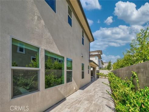 56 Chasma , Irvine, CA